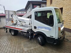 Nacela Nissan Cabstar cu brat articulat